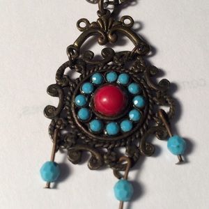 Necklace earrings set